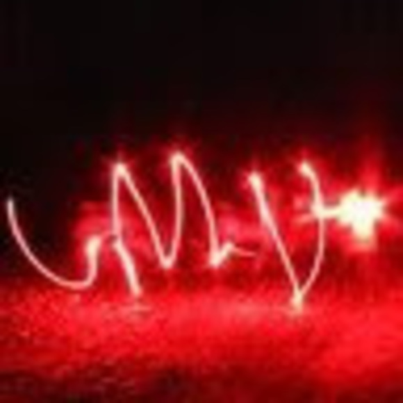 Meet your Posher, Christina - Picture 1 of 1